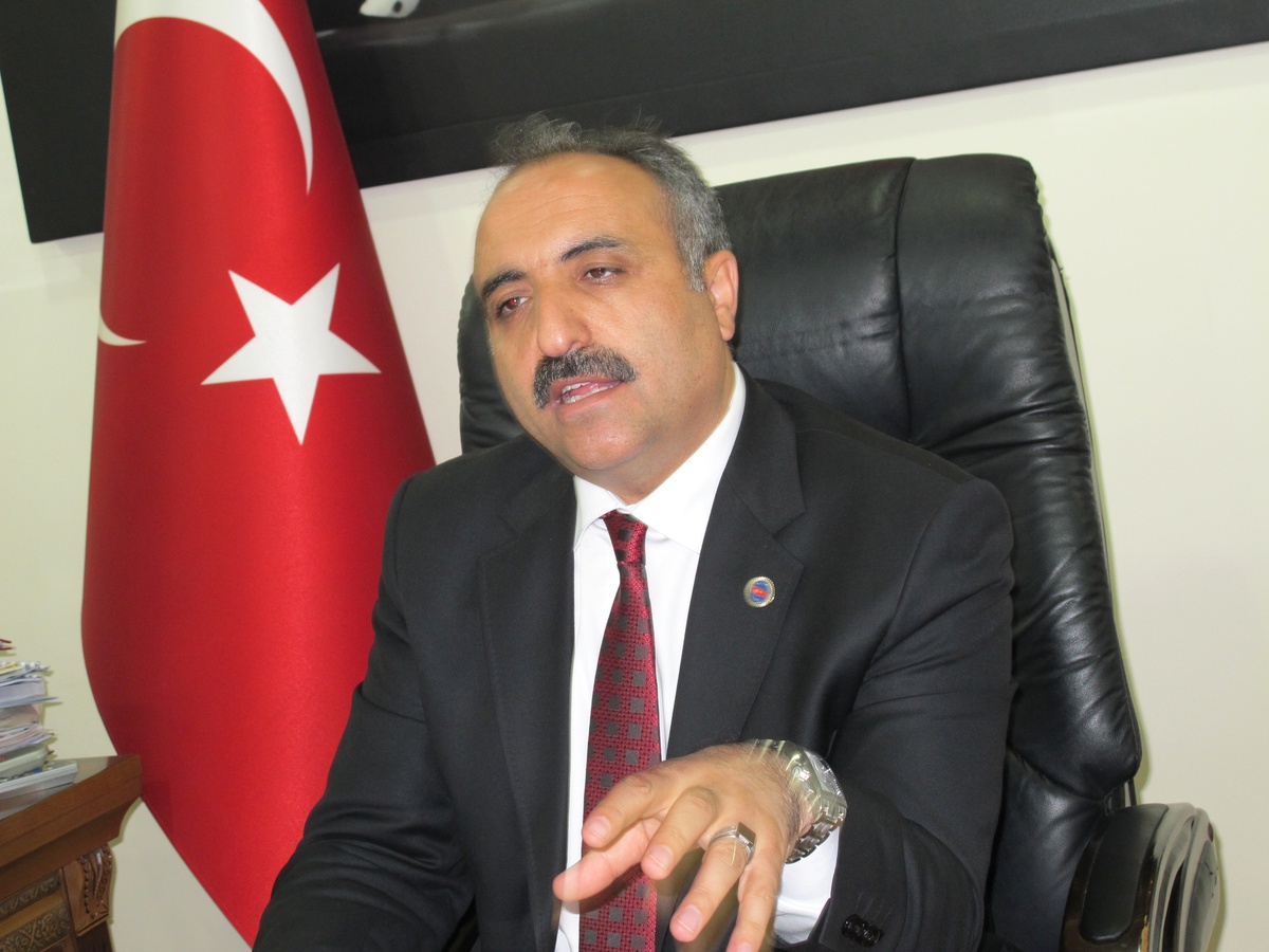 Ağrı Belediye Başkanı Arslan\'ın Berat Kandili Mesajı
