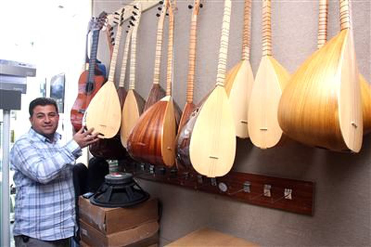 Ahlat'ta Müzik Aletlerine İlgi Artıyor