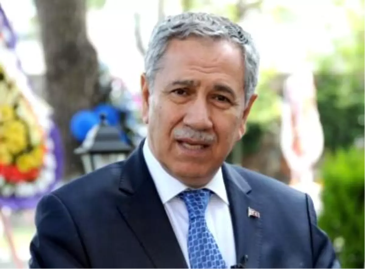 Arınç: "Aziz Yıldırım ve Dostlarına Geçmiş Olsun Diyorum"