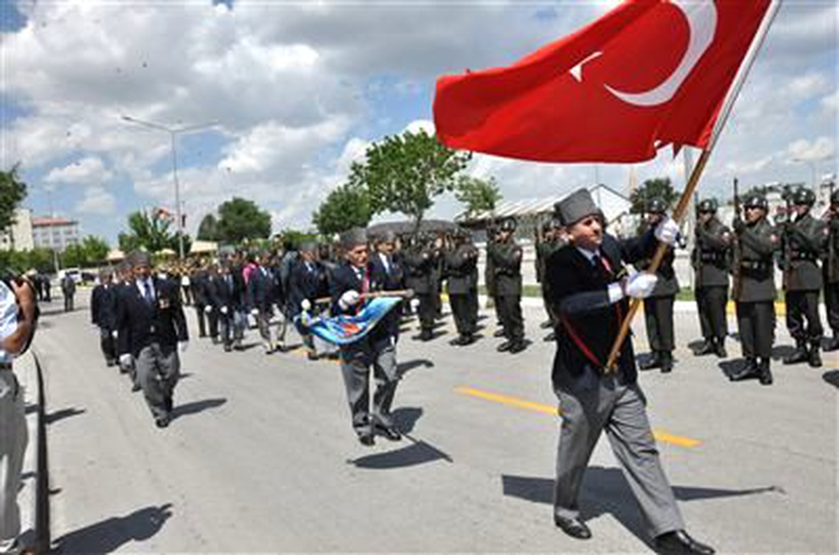 Atatürk\'ün Erzurum\'a Gelişinin 93. Yıl Dönümü Törenle Kutlandı