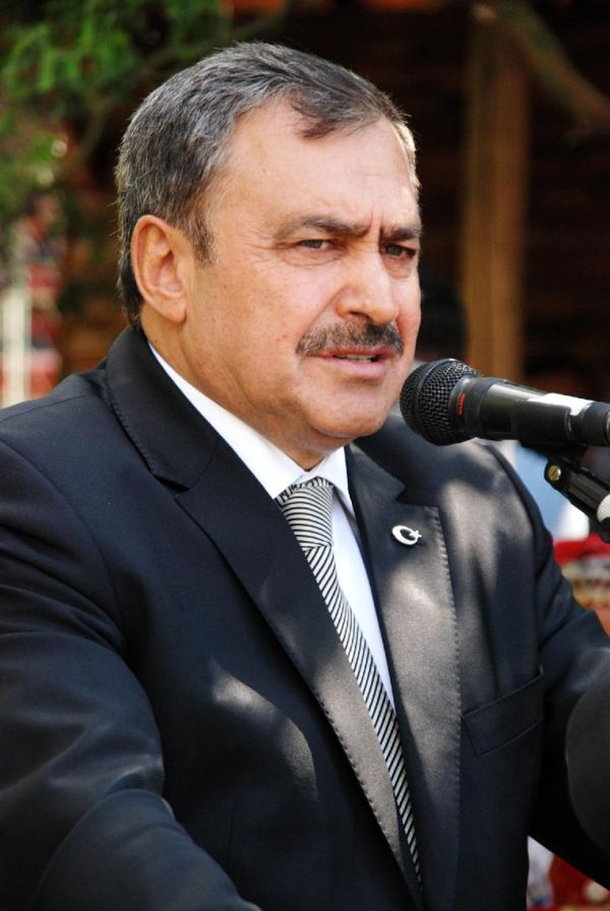 Bakan Eroğlu: Şehit Üsteğmenin İntikamı Alınacak
