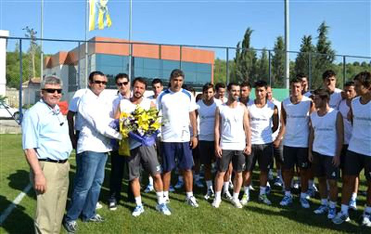 Bucaspor Antrenmanlara Başladı