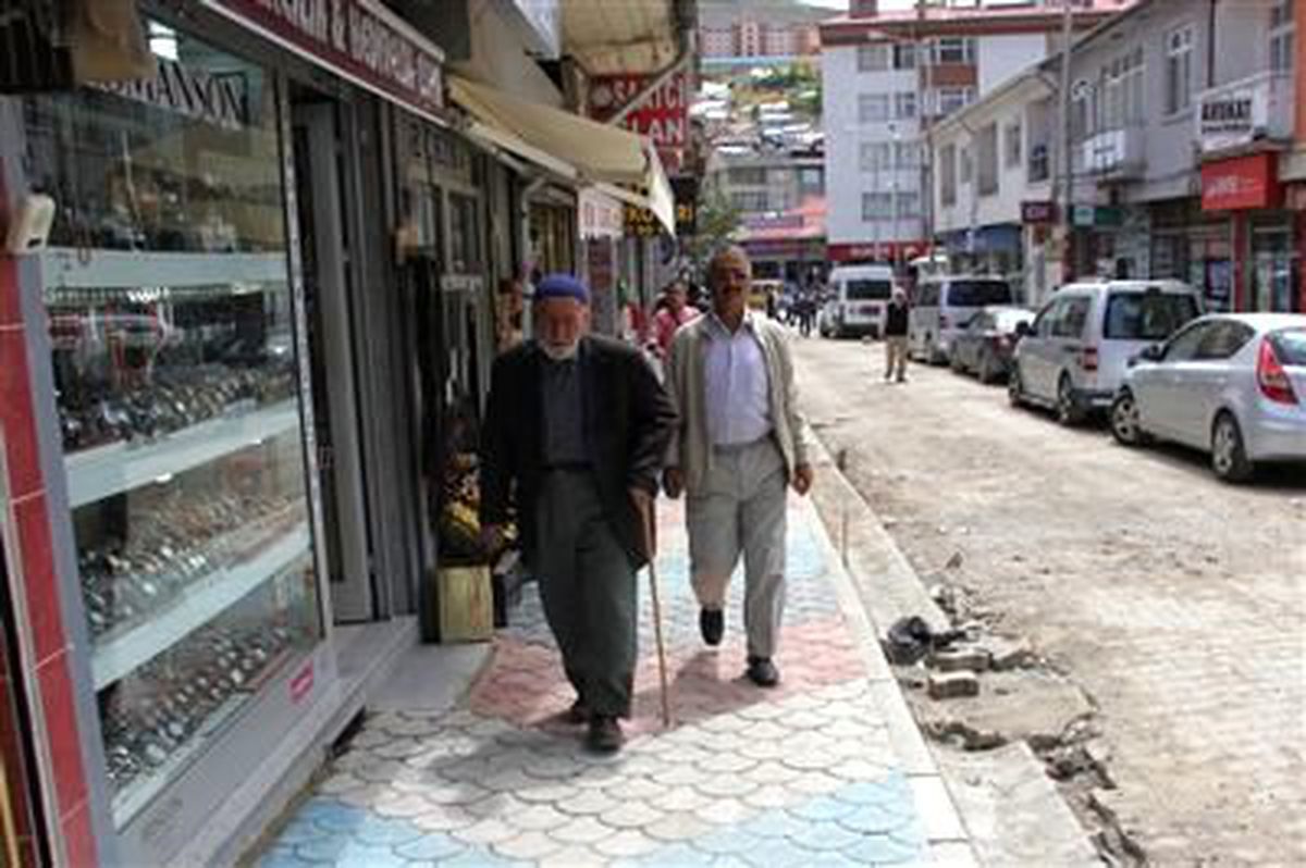 Cadde ve Sokaklar Yeniden Şekilleniyor