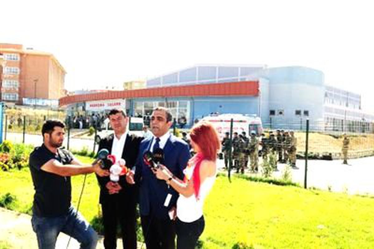 / CHP Milletvekili Tanrıkulu ile İzleyiciler Salondan Çıkarıldı