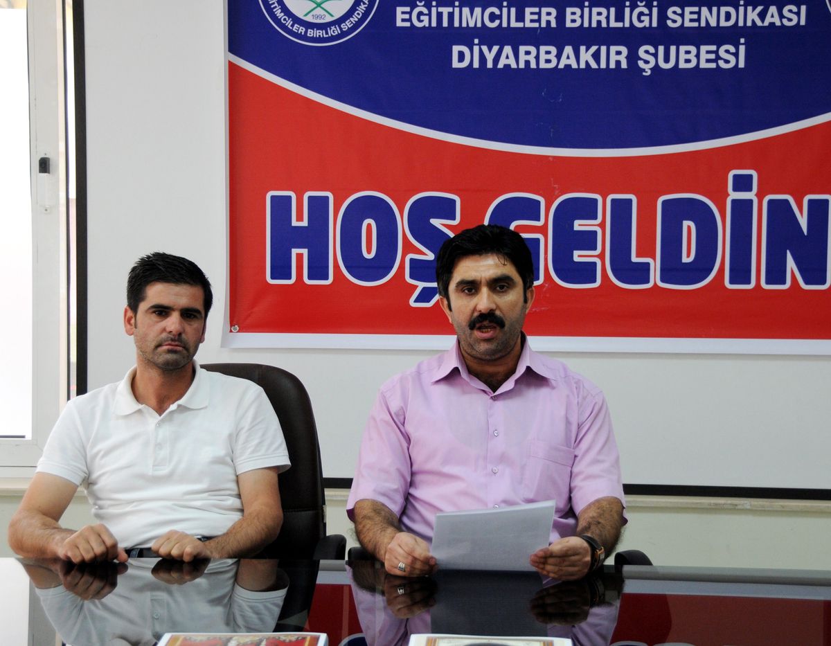 Eğitim-Bir-Sen\'den Yargı Paketine Destek