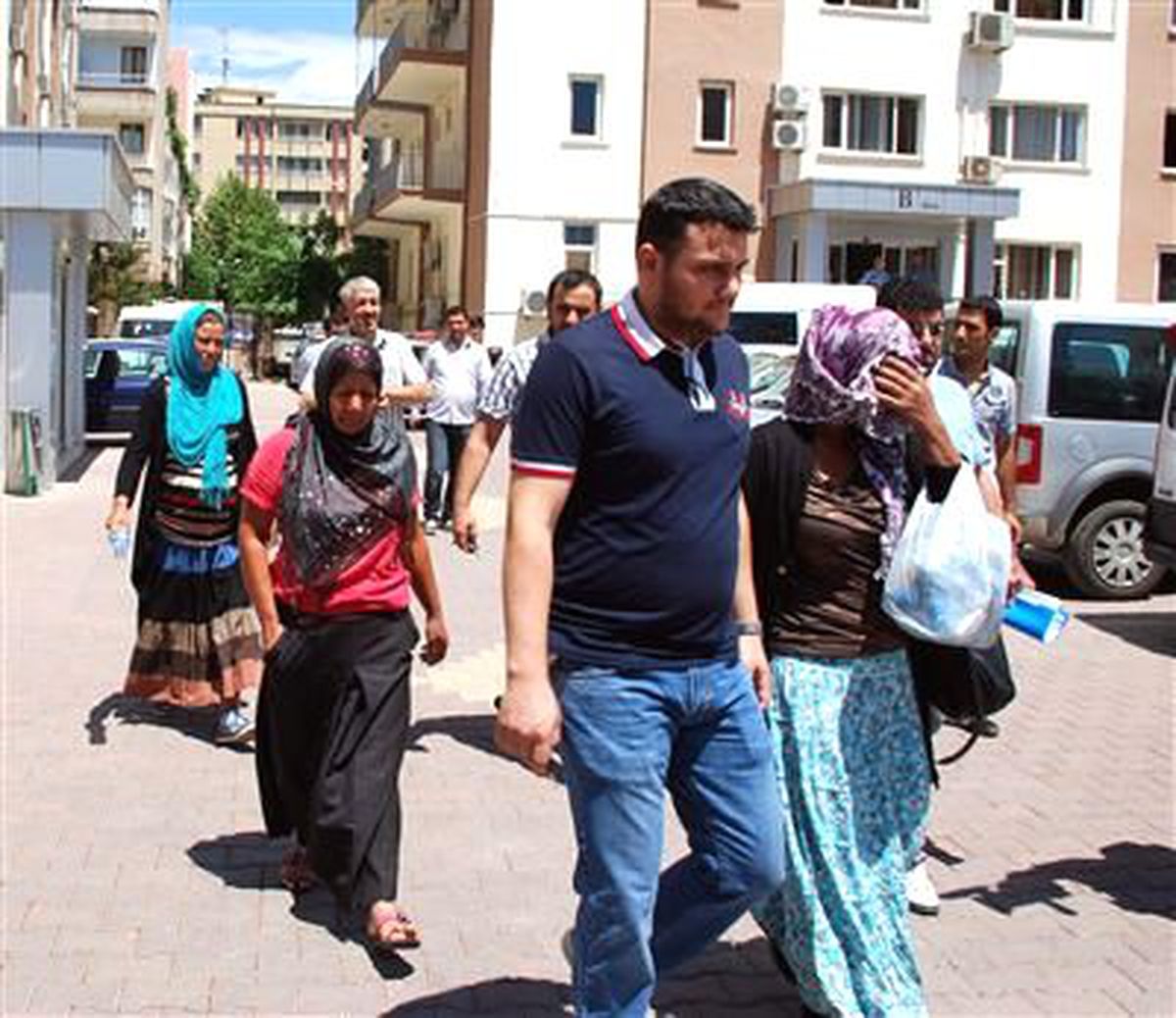 İkamet Hırsızları Adliyeye Sevk Edildi