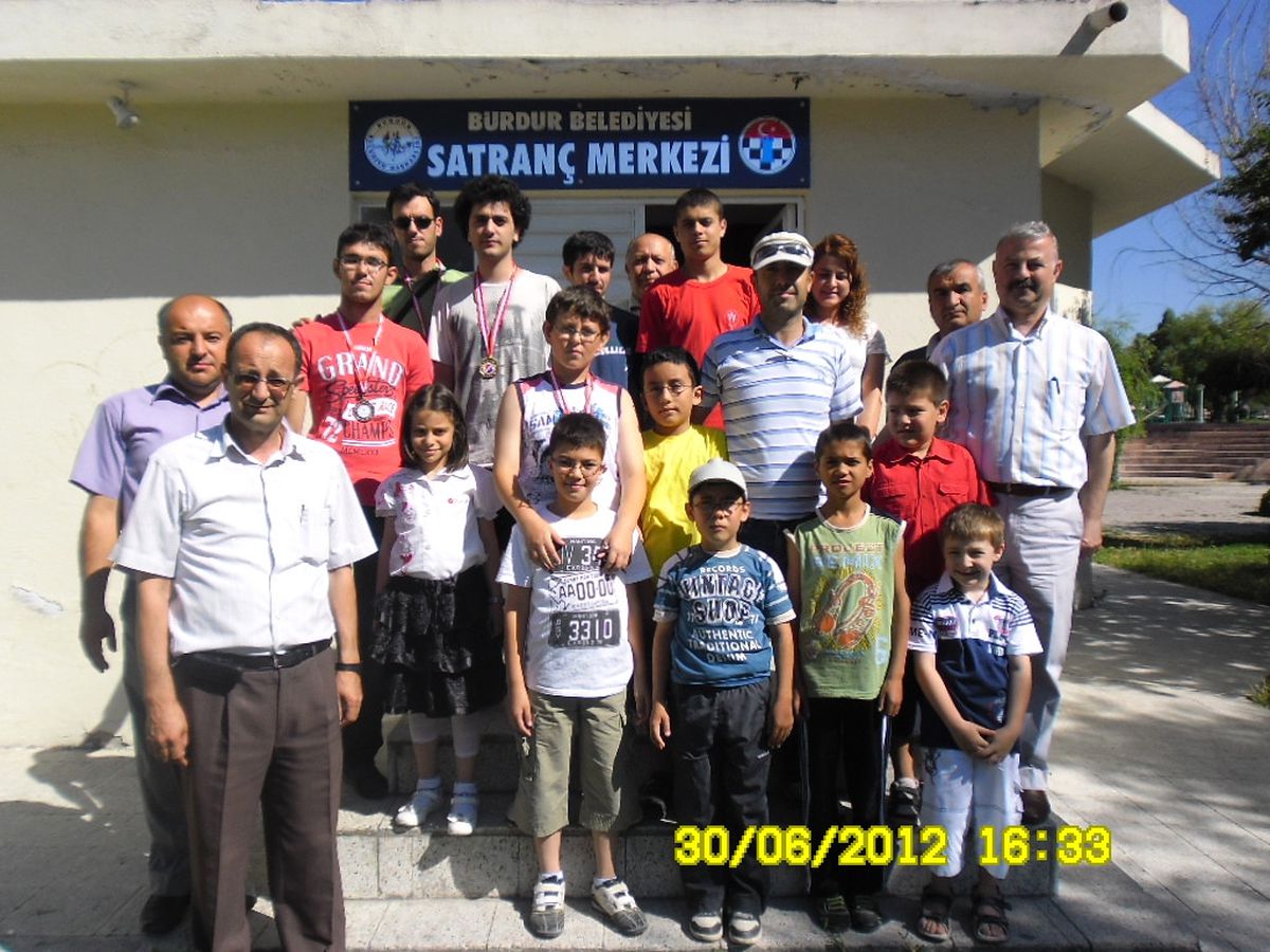 İlimizde Yıldırım Satranç Turnuvası İle Satranç Turnuva Sezonu Sona Erdi.