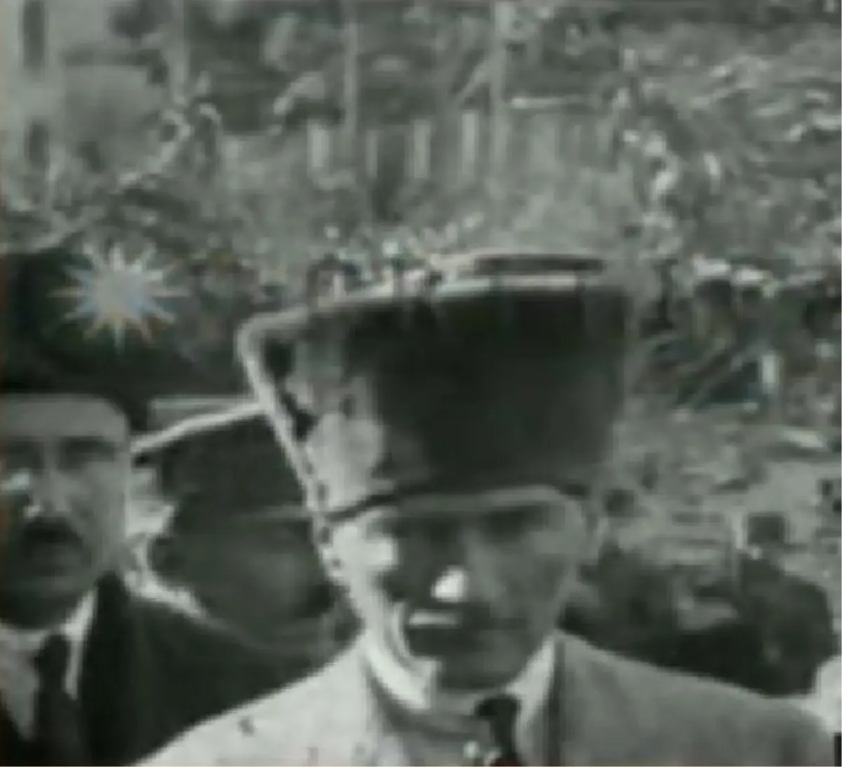İnternetteki Atatürk Filmi 9-10 Eylül 1922\'de Çekilmedi
