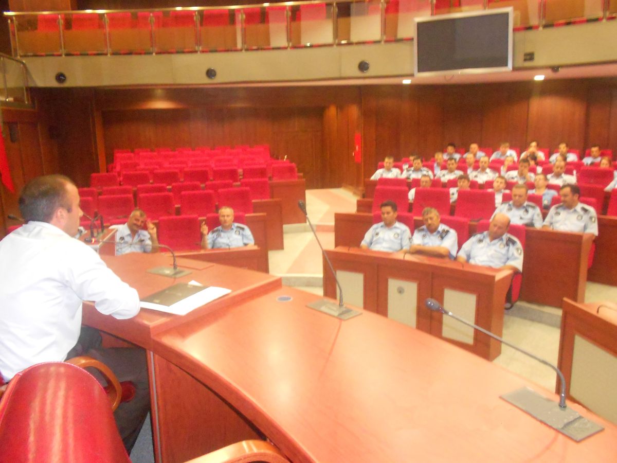 İzmit Belediyesi Zabıta Müdürlüğü Ekipleri Durum Değerlendirmesi Yaptı