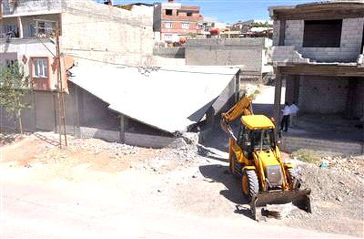 Kaçak ve Çarpık Yapılarla Mücadele Devam Ediyor