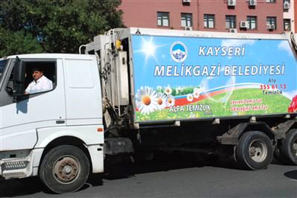 Melikgazi Belediyesi Çöp Toplama Araçları Artık Çevreye Uyumlu