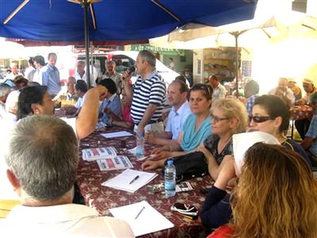 MHP\'nin "Belediyemi Kapatma" Kampanyasına Davutlar\'da Büyük İlgi