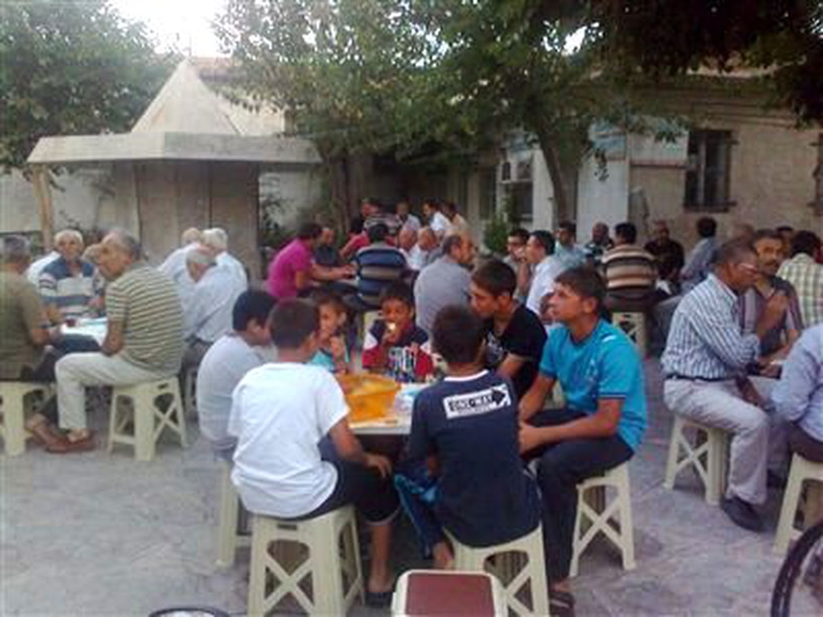 Milas\'ta Cuma Cemaatlarına Yoğun İlgi