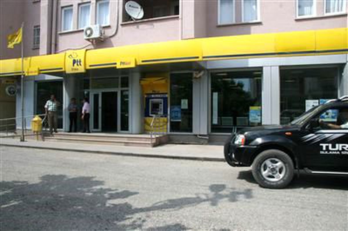 \'Müdürüm\' Dedi, 5 Bin TL\'yi Alıp Kayıplara Karıştı
