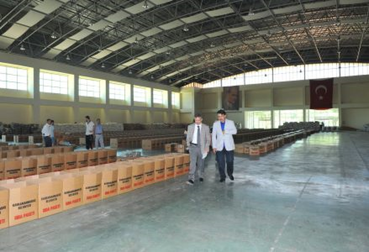 Ramazan Erzak Paketleri Hazırlanıyor