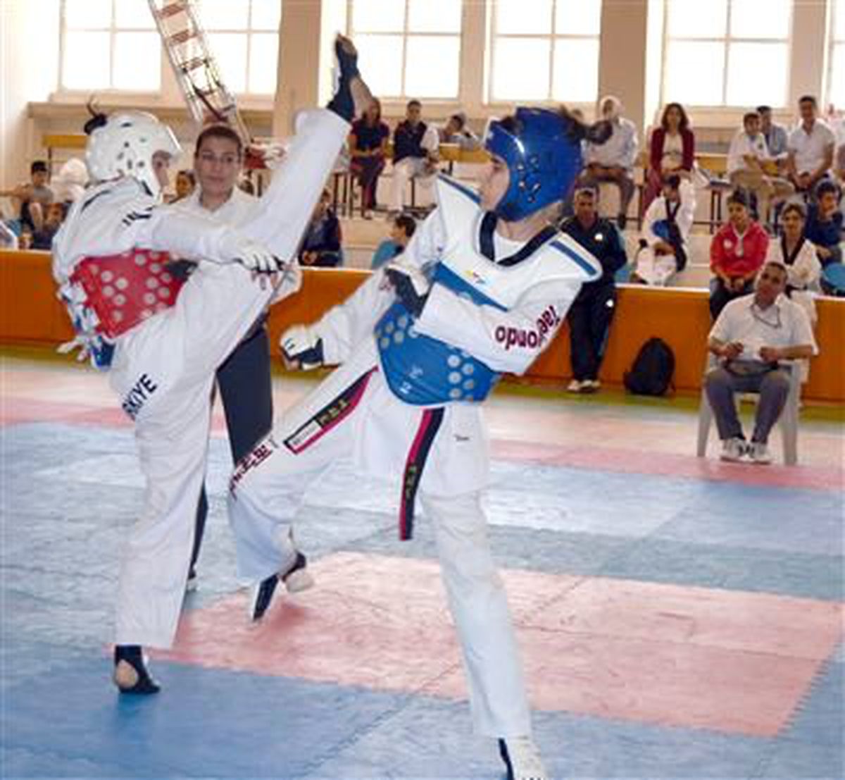 Taekwondo da Heyecan Bitti