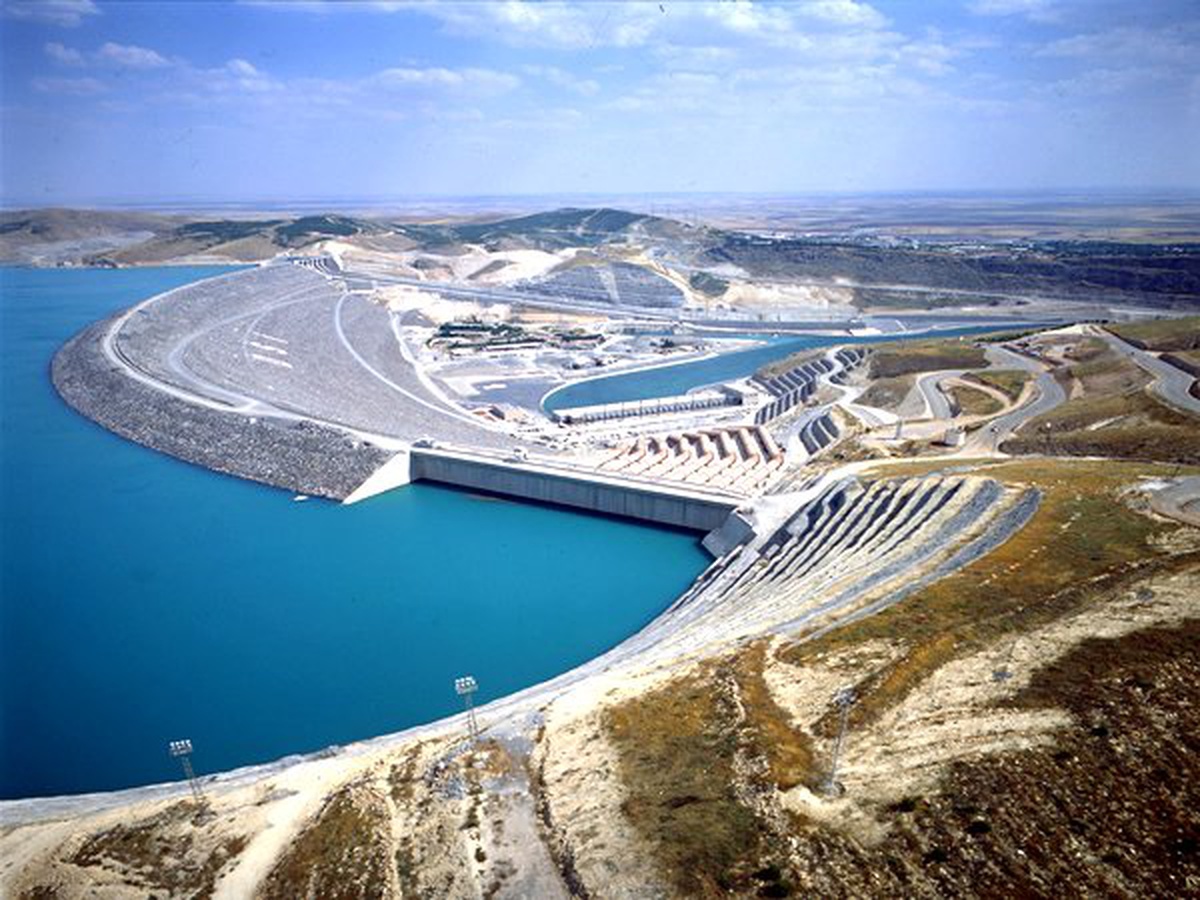 "Türkiye Suriye\'nin Suyunu Kesmez"