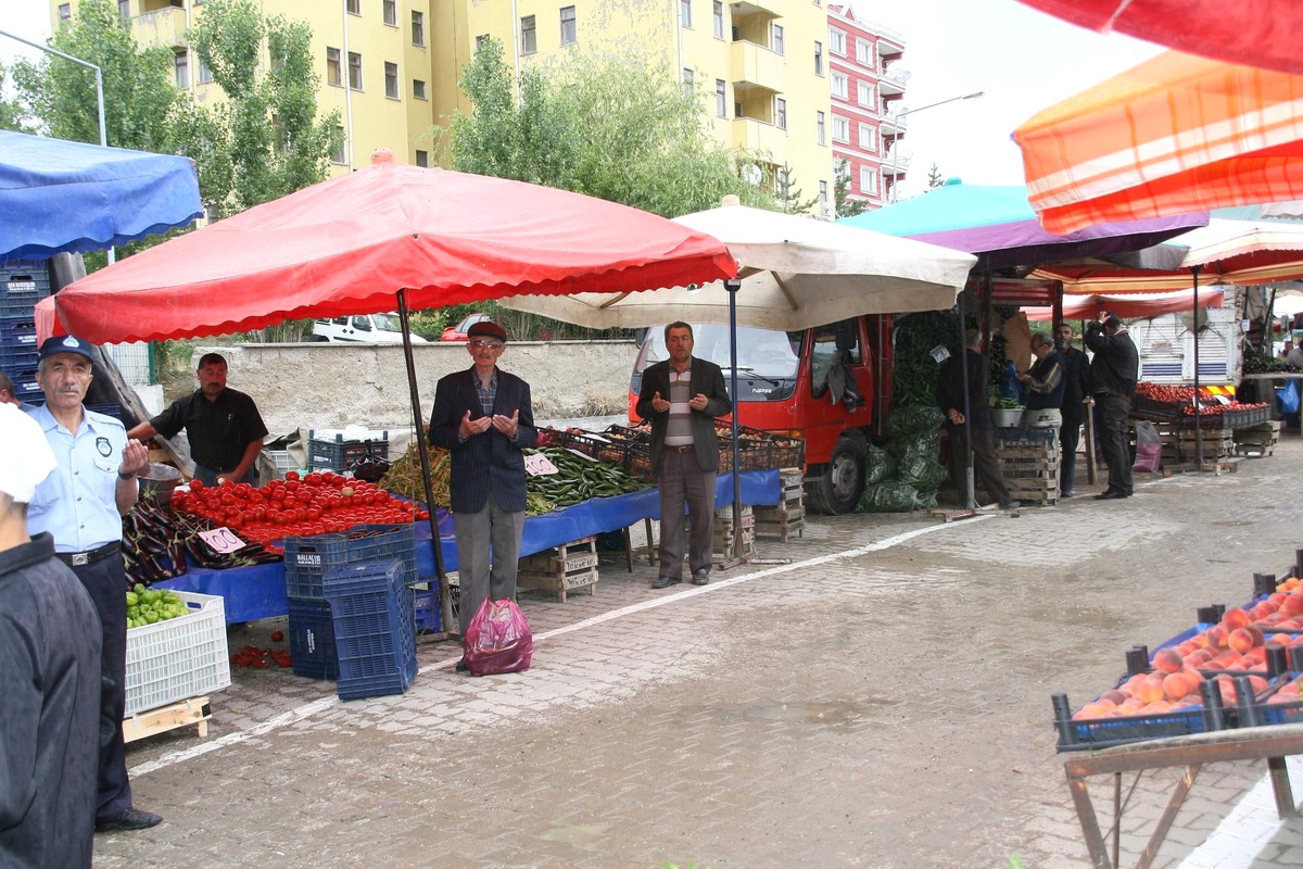 Yozgat\'ta Pazar Duası Geleneği Sürüyor