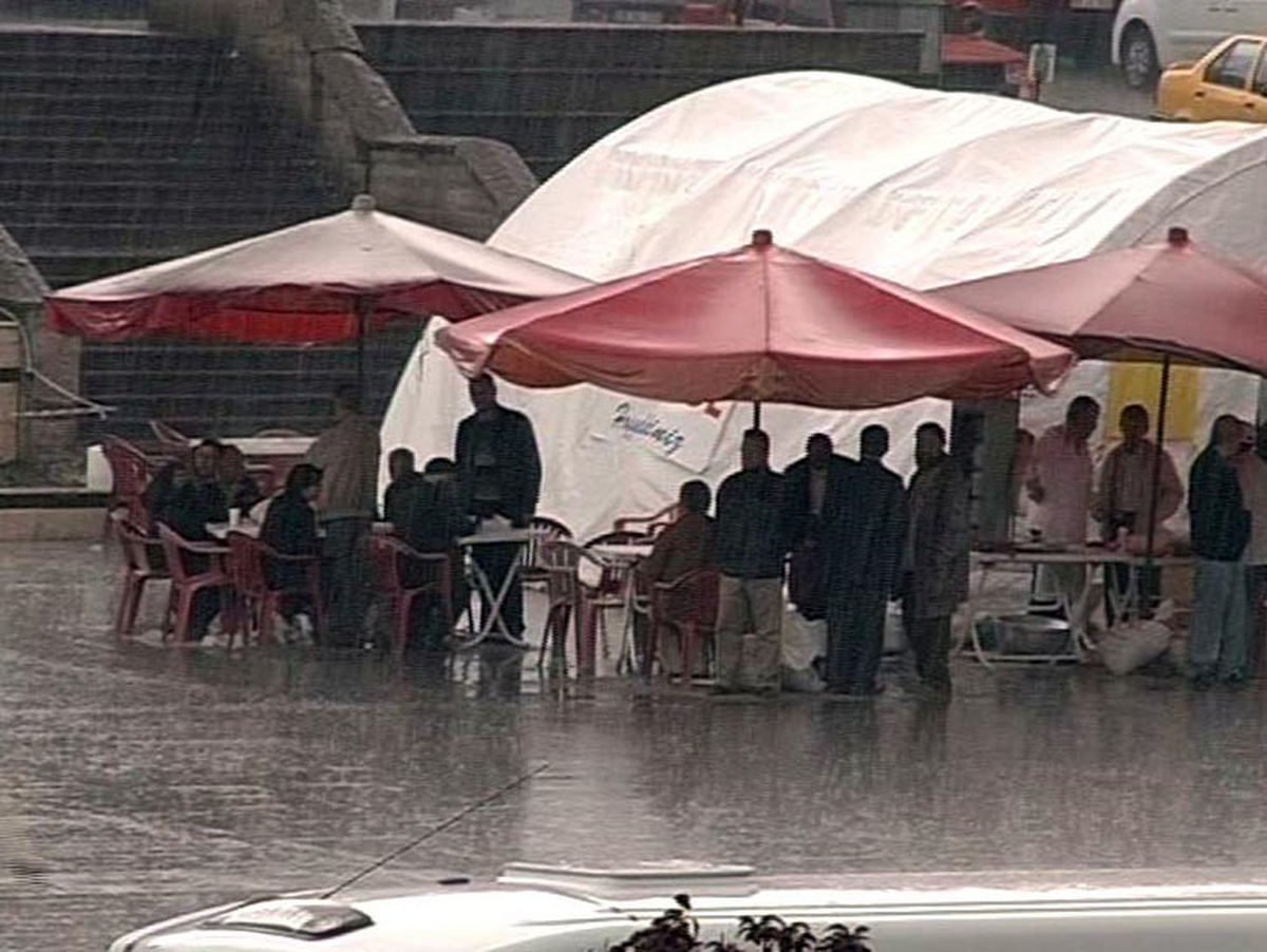 Yozgat\'ta Yaz Yağmurları Sürüyor
