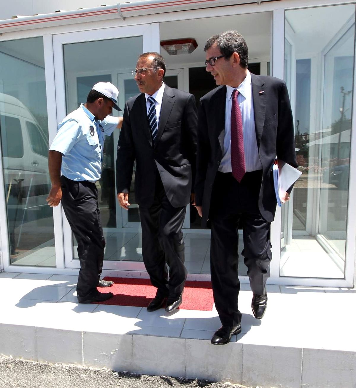 AB Türkiye Delegasyonu Başkanı Rıpert, Van Belediyesi\'ni Ziyaret Etti