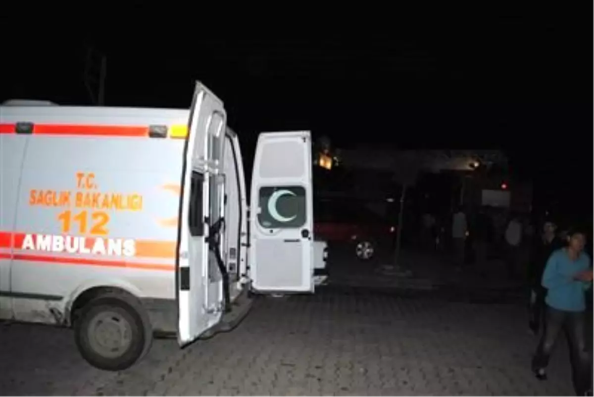 Ağrı\'da İnşaat Çöktü; 1\'i Ağır 3 İşçi Yaralandı