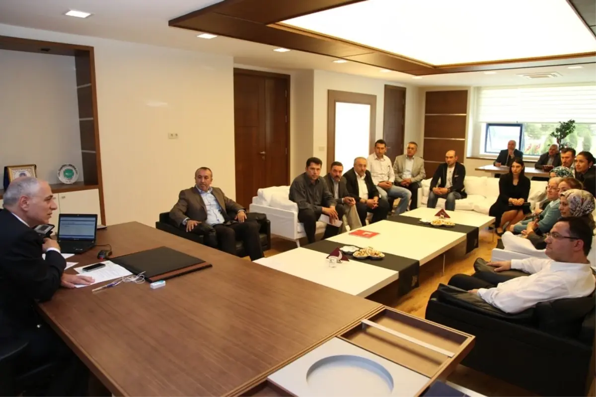 AK Parti Mahalle Teşkilatlarından Başkan Akbaş'a Ziyaret