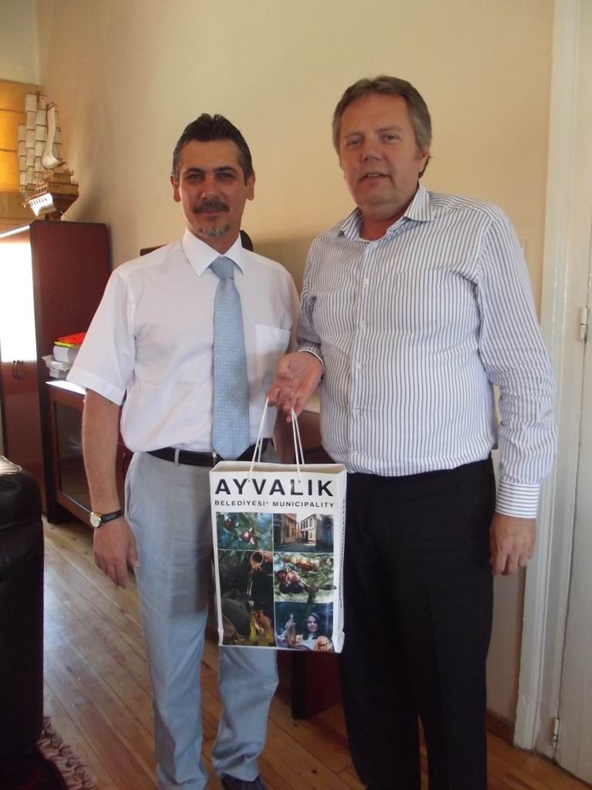 Ankara Opera ve Balesi Genel Müdürü Davran\'dan Türközen\'e Ziyaret