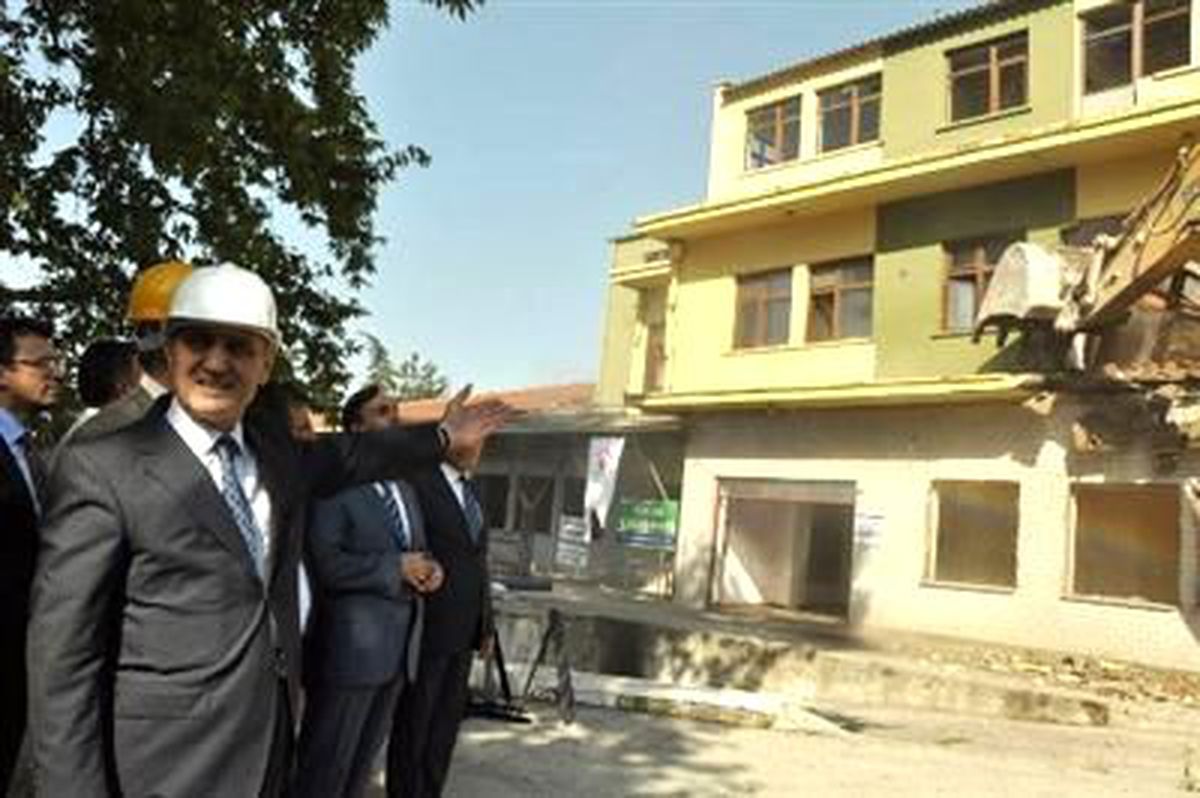 Bakan Bayraktar: Samsun\'daki Yer Seçiminin Yanlış Olduğunu Zannetmiyorum (4)