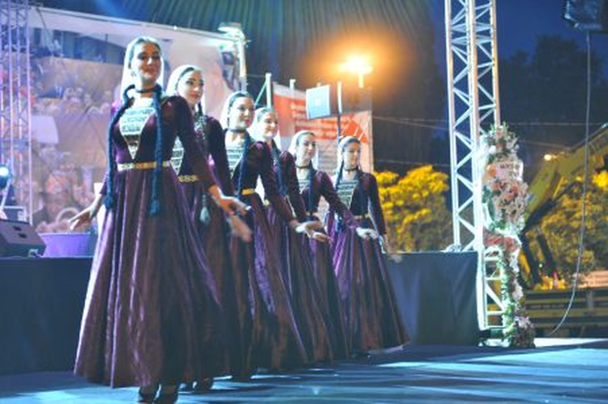 Çayır Festivali\'nde Karmate Coşkusu