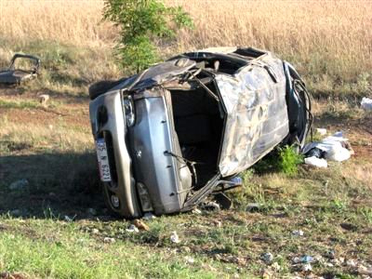 Cenazeye Giden Araç Kaza Yaptı: 3 Ölü, 6 Yaralı