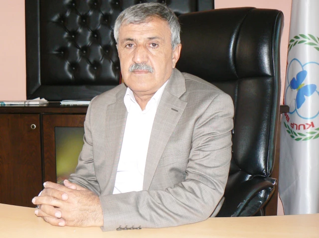 Diyarbakır Kulp İlçesi Belediye Başkanı ve BDP İlçe Teşkilatı Esnafı Ziyaret Etti