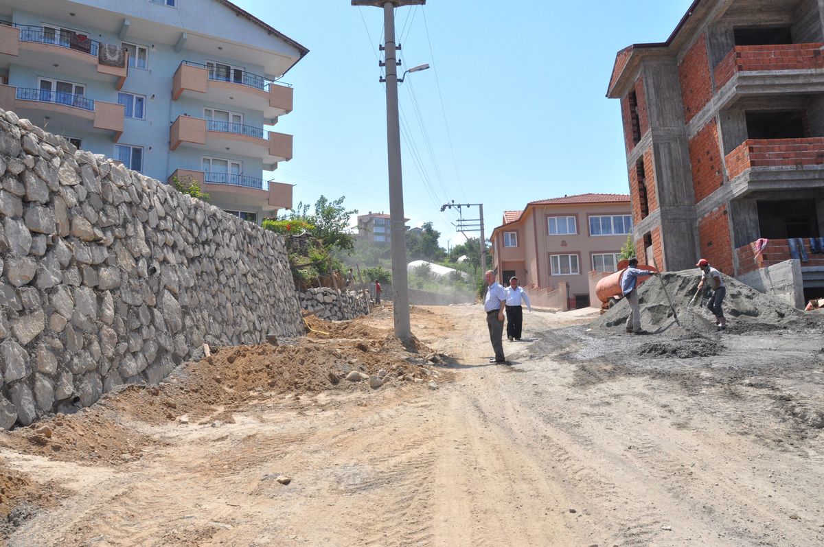 Ereğlide Alt Yapı Çalışmaları Sürüyor