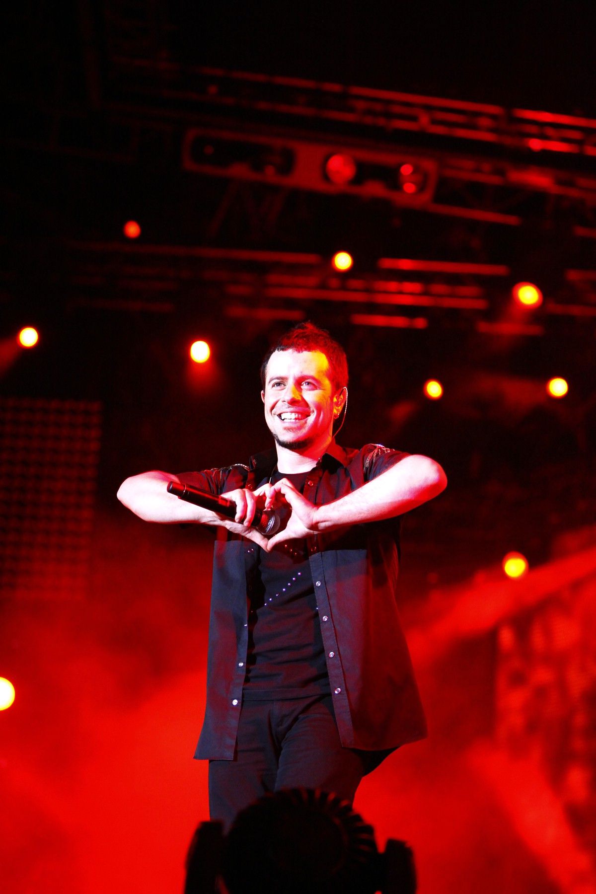 İzmir\'de Tarkan ve Emre Aydın Coşkusu