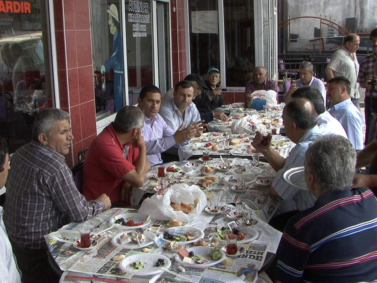 Karaduman, Rat Dolmuş Esnafıyla Kahvaltıda Buluştu