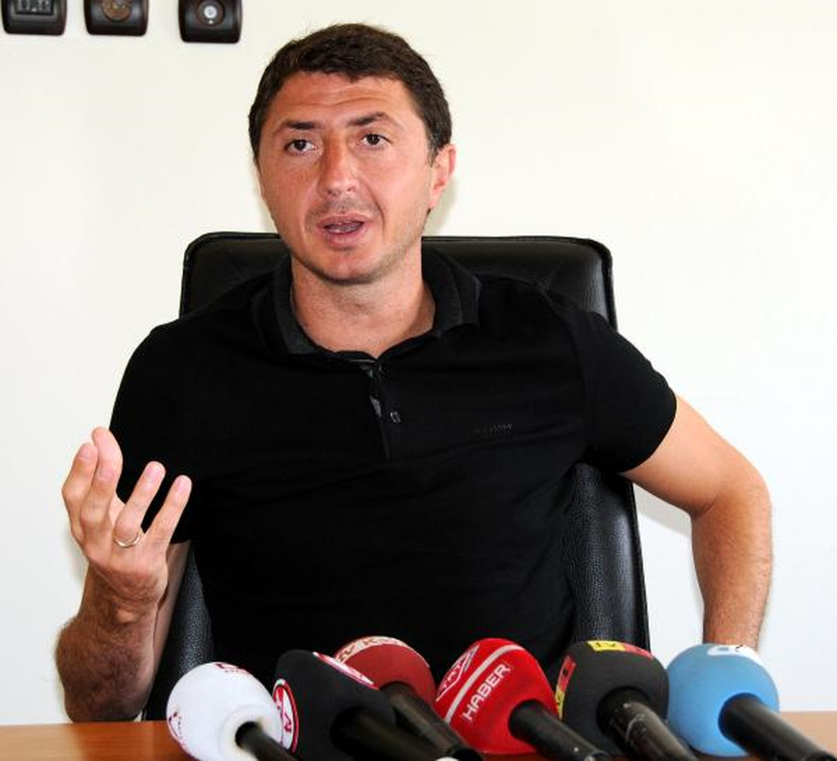 Kayseripor Teknik Direktörü: "Sağbek ve Stopere İhtiyaç Var
