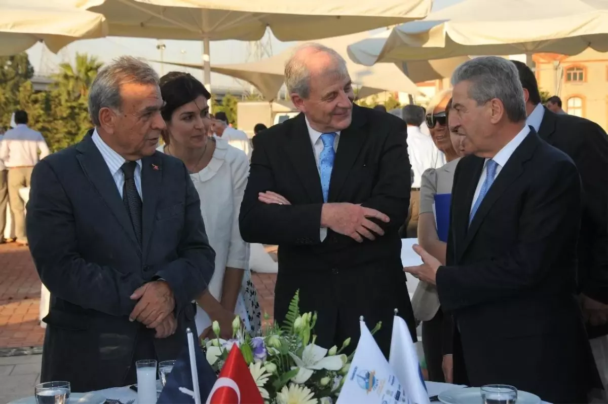 Kruvaziyer Turizminin Kalbi İzmir\'de Atmaya Başladı