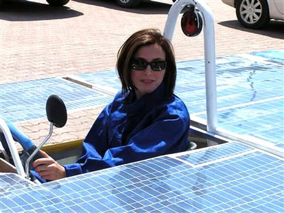 Malatya İ.ü.\'nün Güneş Enerjili Aracının Tanıtımı Yapıldı