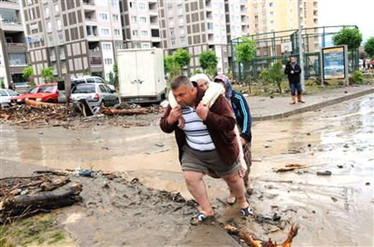 Samsun\'da Sel Faciası