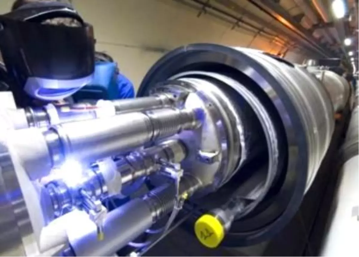 Tanrı Parçacığında Büyük Keşif