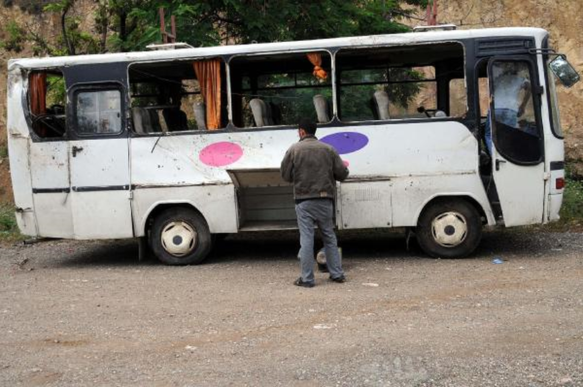 Tarım İşçilerini Taşıyan Midibüs Devrildi: 17 Yaralı