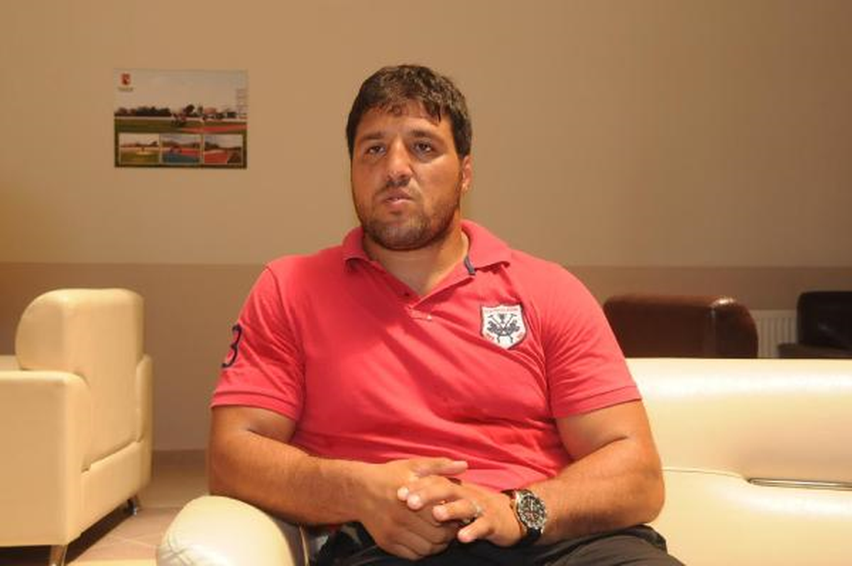 Başpehlivanlar Altın Kemerin Peşinde