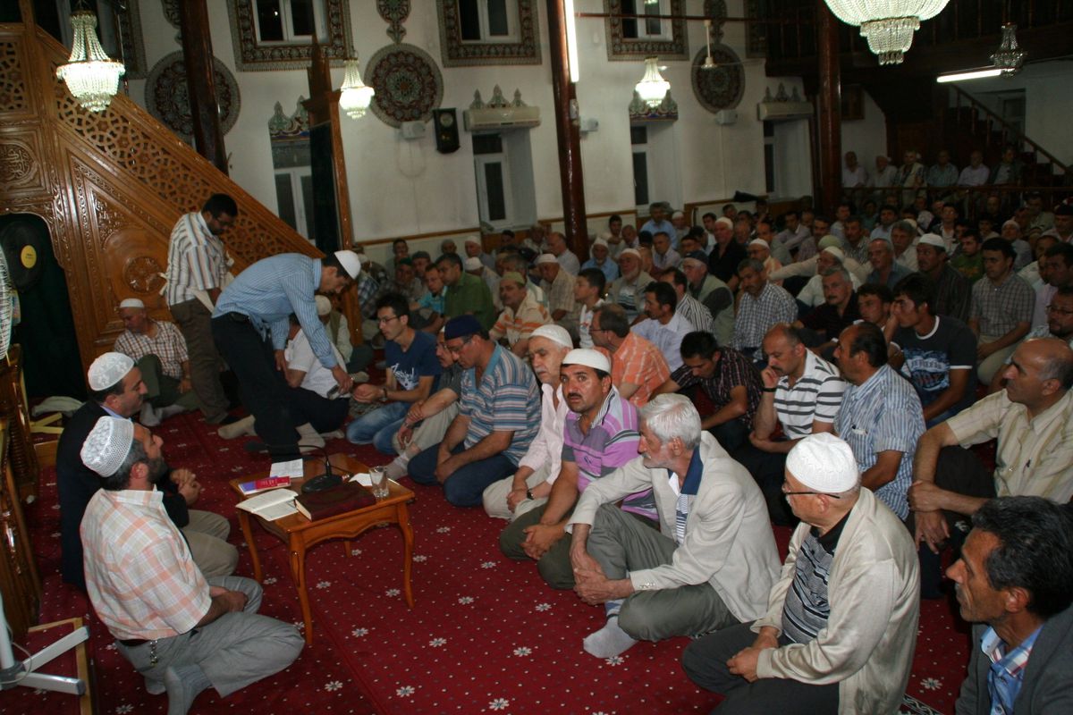 Devrek\'te Berat Kandili Coşkuyla İdrak Edildi