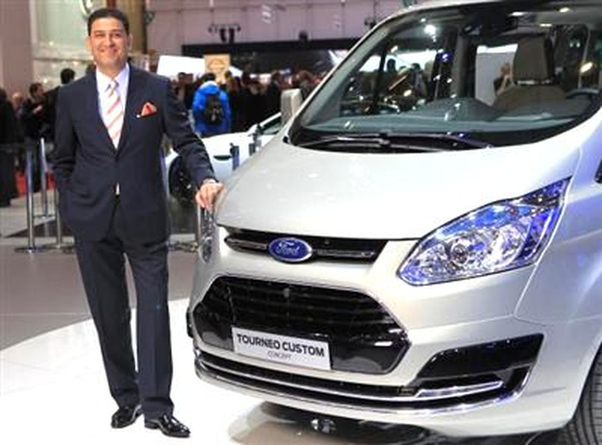 Ford\'un Yeni Araçları Transit Custom ve Torneou Custom, Gölcük Fabrikasında 23 Temmuz\'da Banttan...