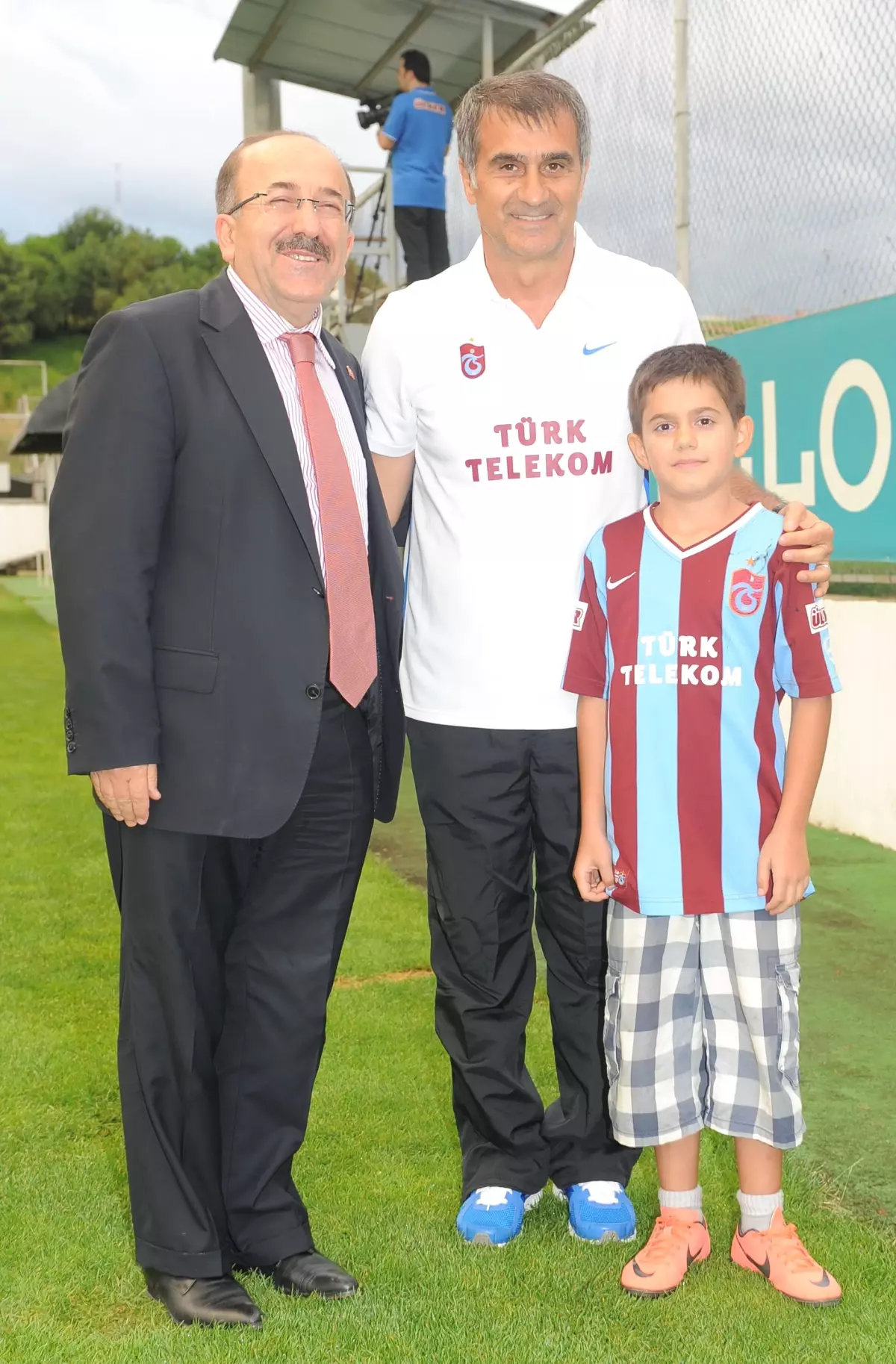 Gümrükçüoğlu\'ndan Trabzonspor\'a Ziyaret