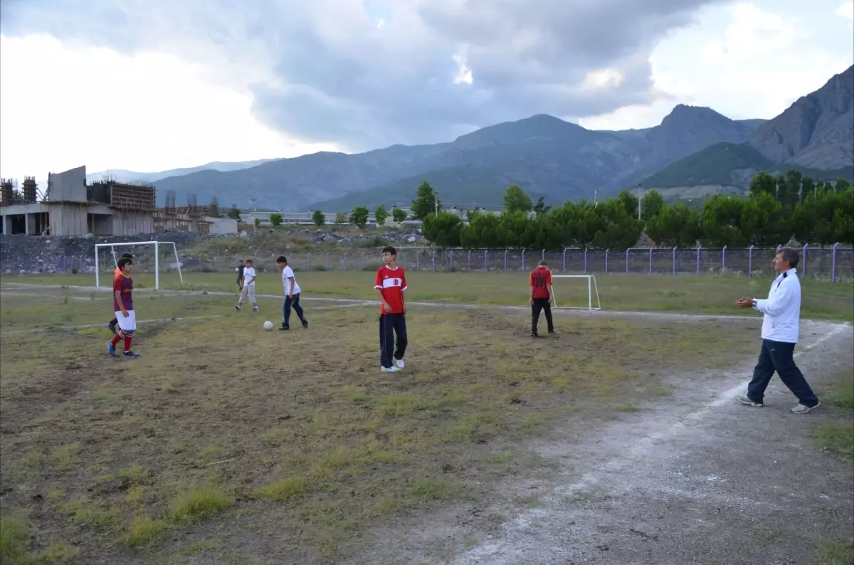 Kargı Belediyesi Futbol Okulu Açtı