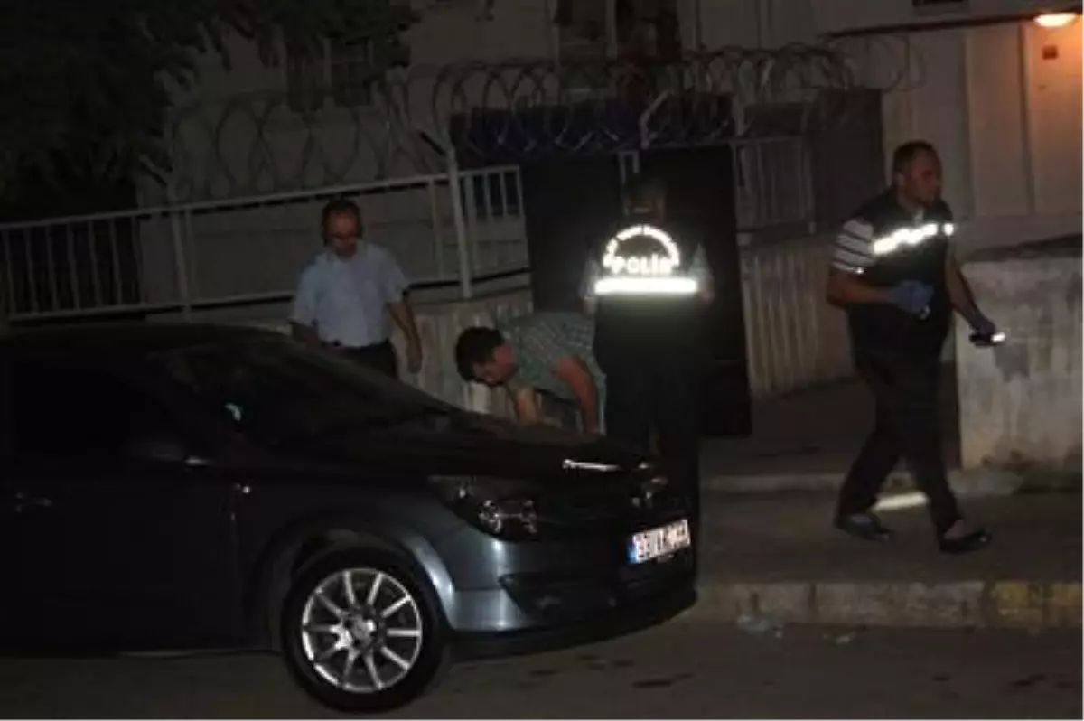 Mersin\'de 3 Yere Ses Bombası Atıldı