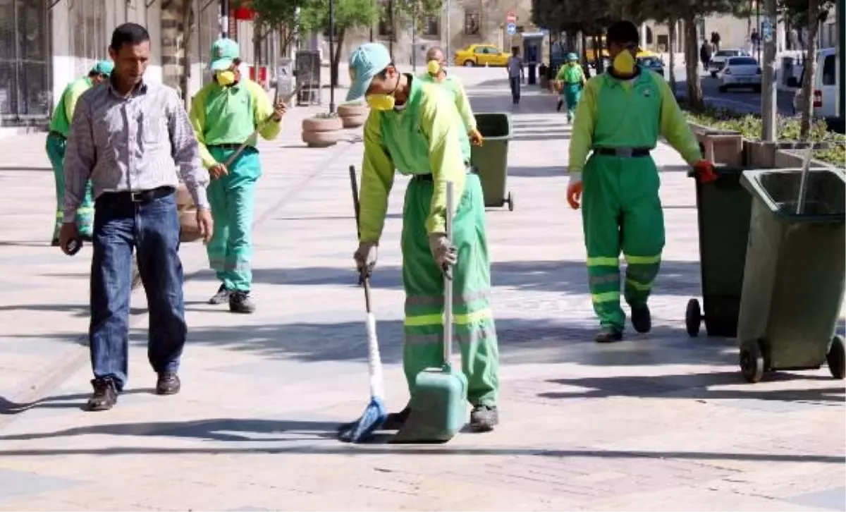 Şanlıurfa\'da Günde 400 Ton Çöp Toplanıyor