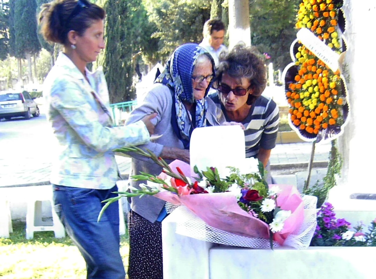 Süper Vali\'nin Annesi Fatma Yazıcıoğlu Vefat Etti