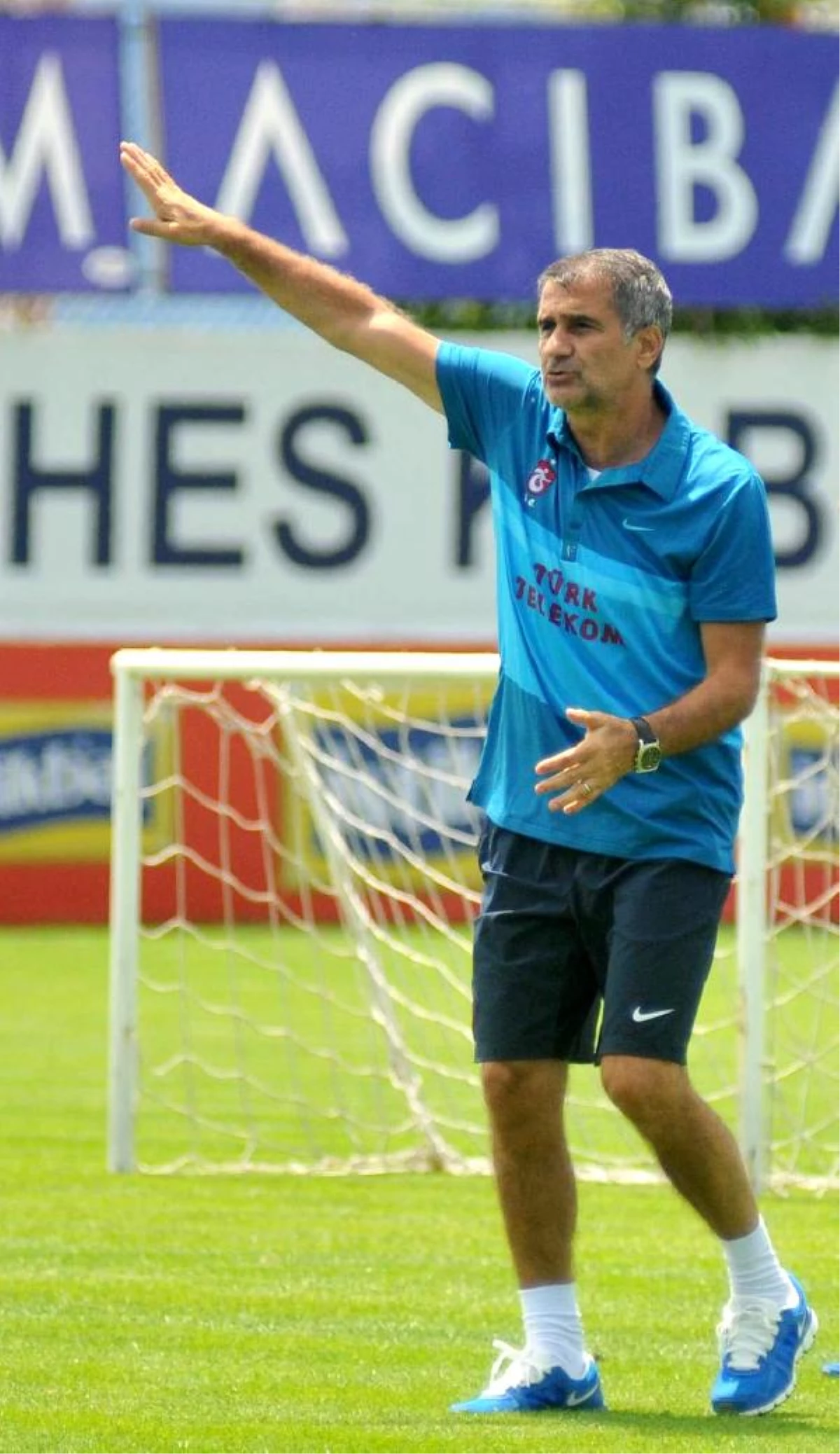Trabzonspor Teknik Direktörü Güneş: "Hedefimiz Seviyemizin Üzerine Çıkmak"