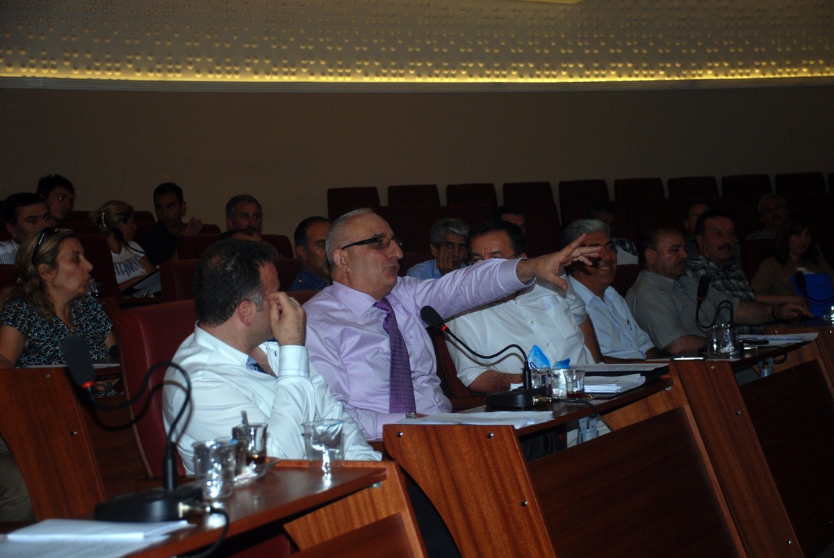 Yalova Belediye Meclisinde \'Toplu Taşıma\' Tartışması